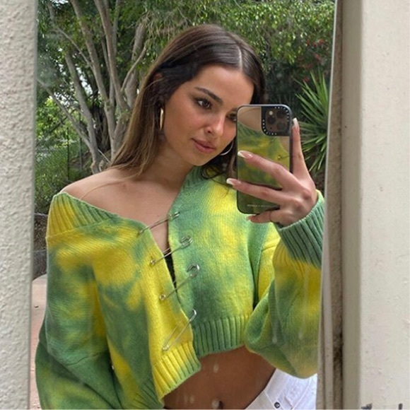 DANIELLE GUIZIO tie dye pin sweater 💚 - Picture 4 of 5